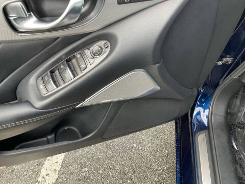 2022 Infiniti Q50 Luxe