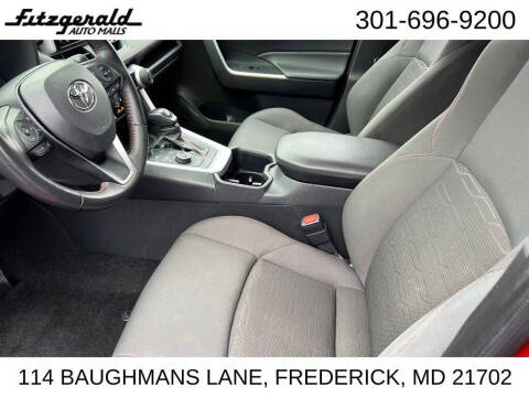 2023 Toyota RAV4 Prime SE