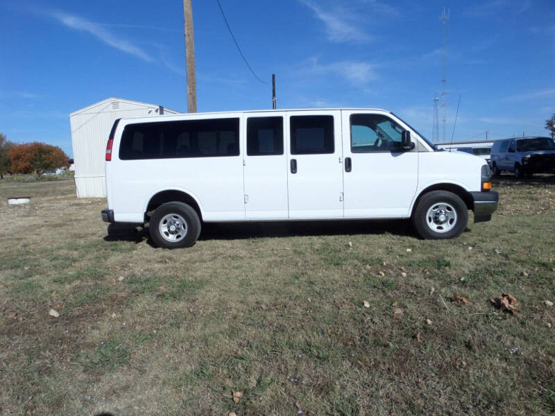 2017 Chevrolet Express LT 3500