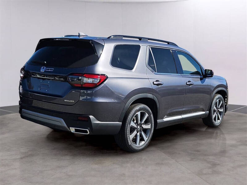 2025 Honda Pilot Touring