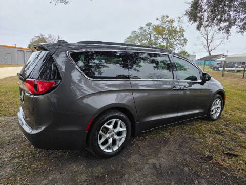 2018 Chrysler Pacifica Touring Plus