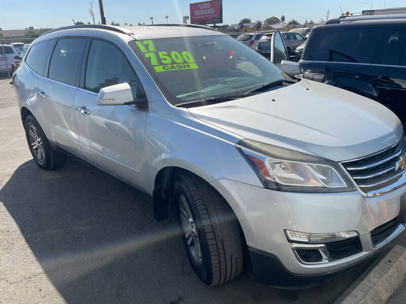 2017 Chevrolet Traverse for sale at Neri's Auto Sales in Sanger CA