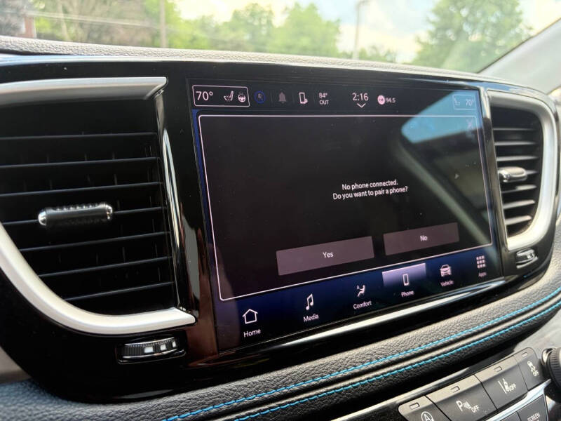 2021 Chrysler Pacifica Touring L
