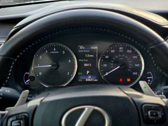 2017 Lexus IS 200t