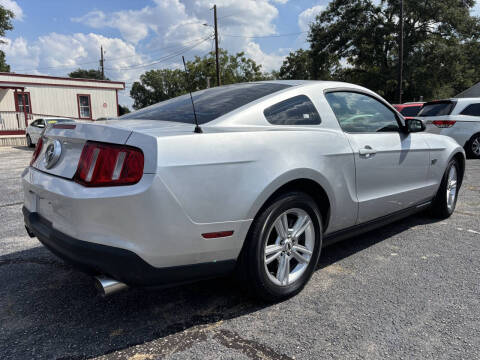 2012 Ford Mustang V6