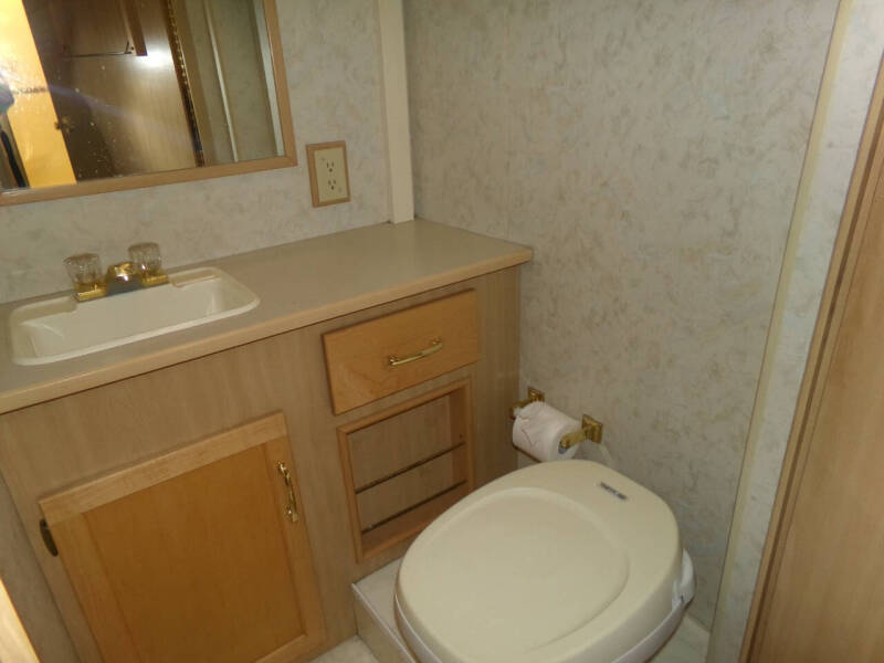 2001 Winnebago Itasca