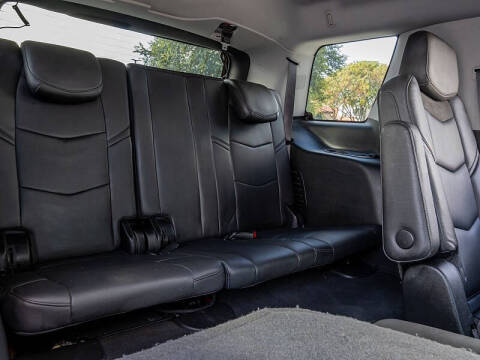 2019 Cadillac Escalade Luxury