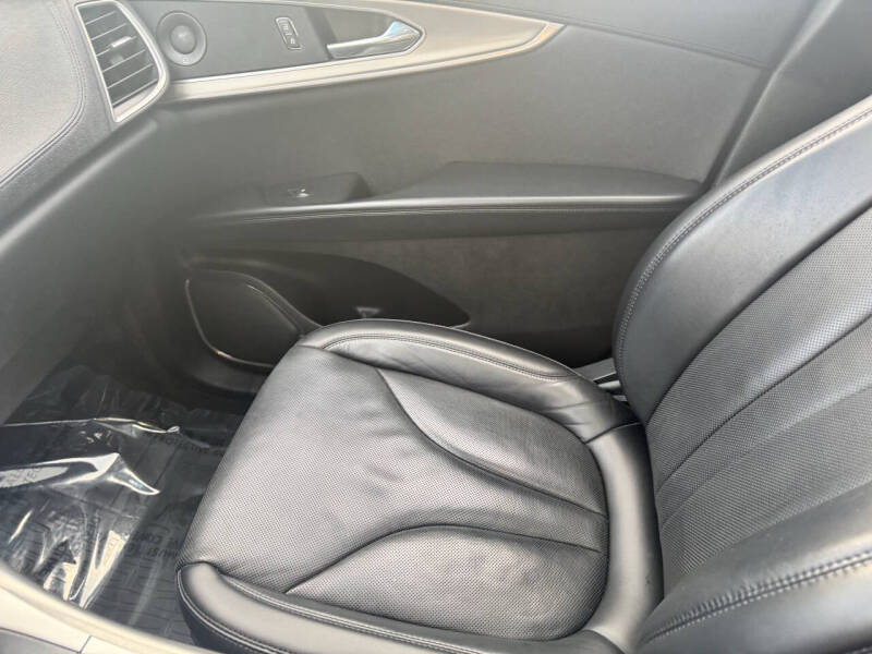 2020 Lincoln Nautilus Reserve