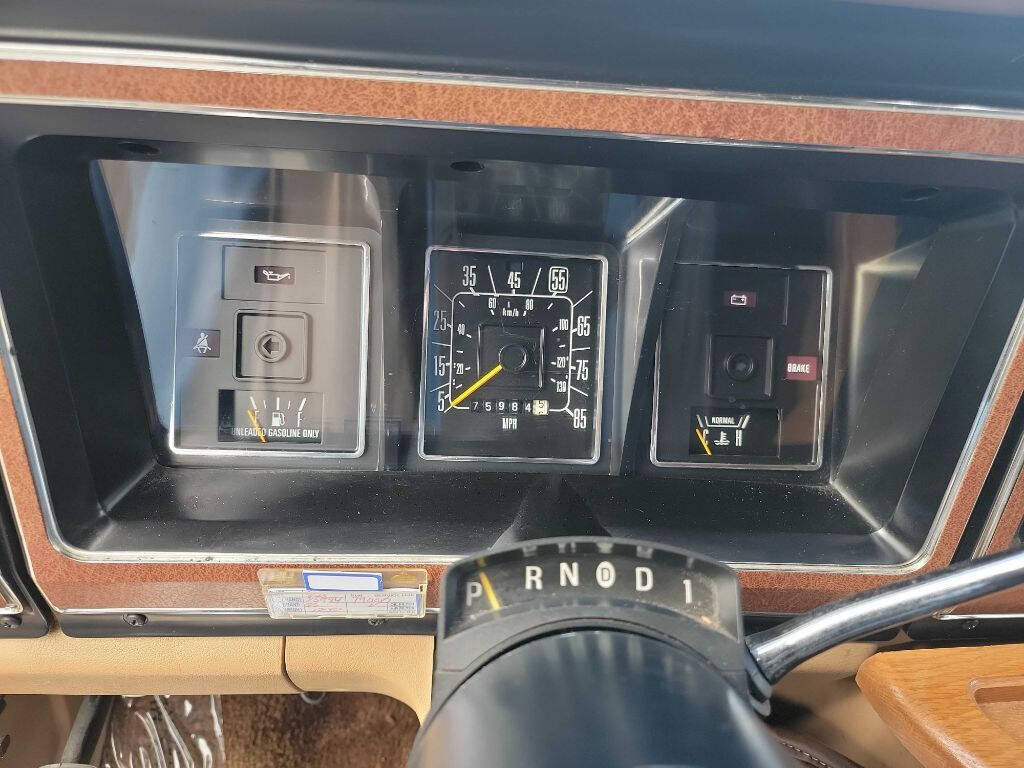 1984 Ford E-Series 40