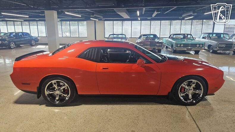 2009 Dodge Challenger SRT8