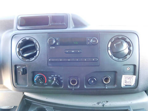 2014 Ford E-Series E-150