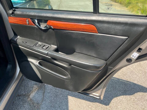 2004 Cadillac DeVille