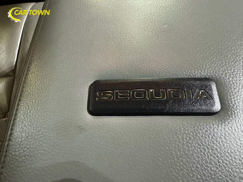 2017 Toyota Sequoia Platinum