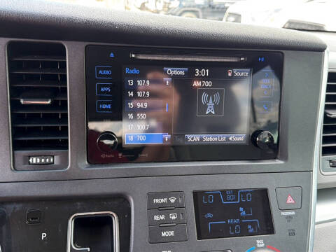 2017 Toyota Sienna