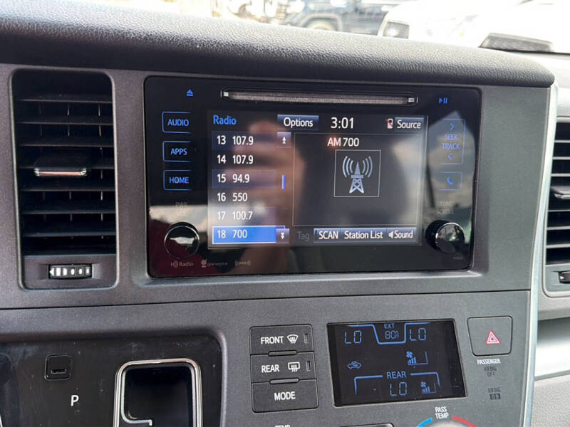 2017 Toyota Sienna