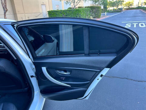 2018 BMW 3 Series 320i