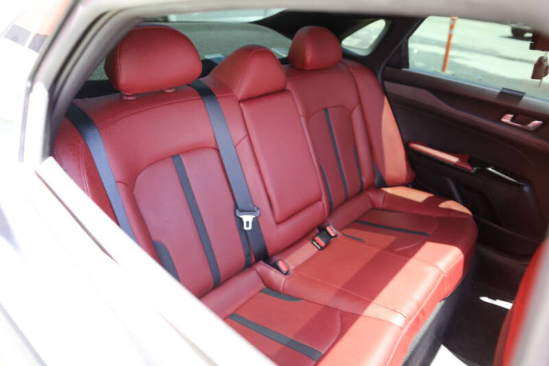 2022 Kia K5