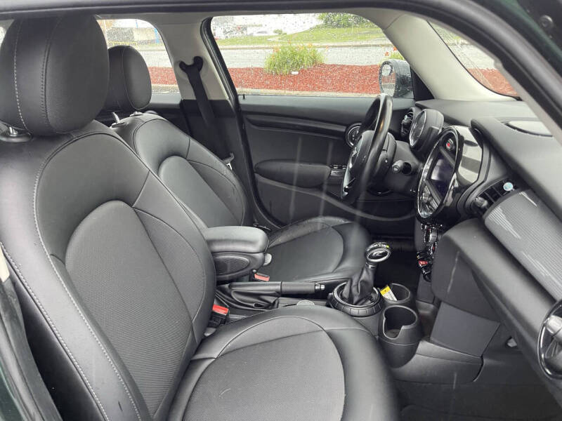2015 MINI Hardtop 4 Door Cooper