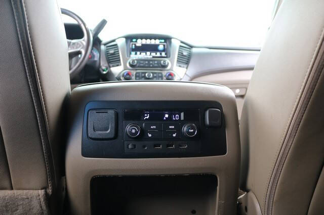 2017 Chevrolet Suburban LT