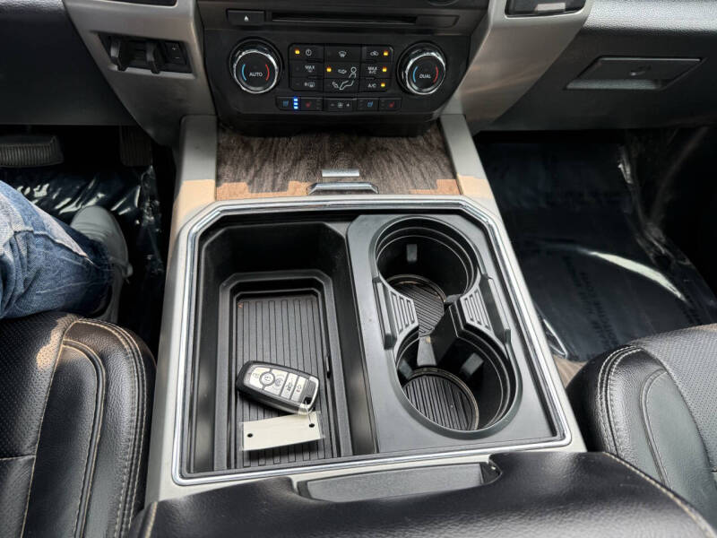 2017 Ford F-350 Super Duty Lariat