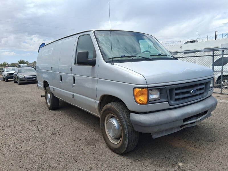 2004 Ford E-Series