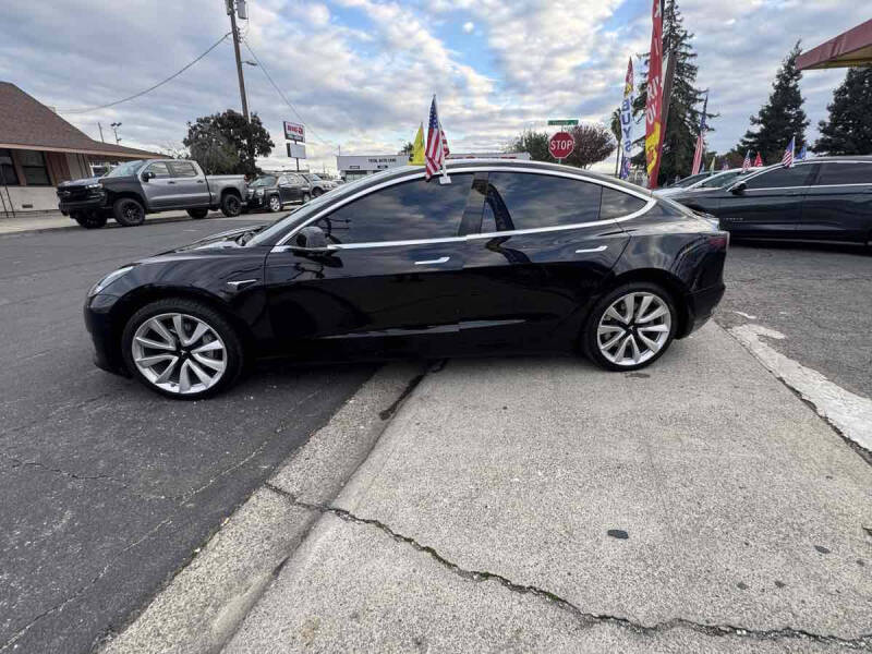 2020 Tesla Model 3 Long Range