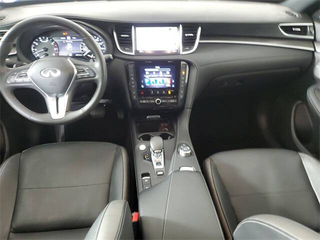 2023 Infiniti QX55 Essential