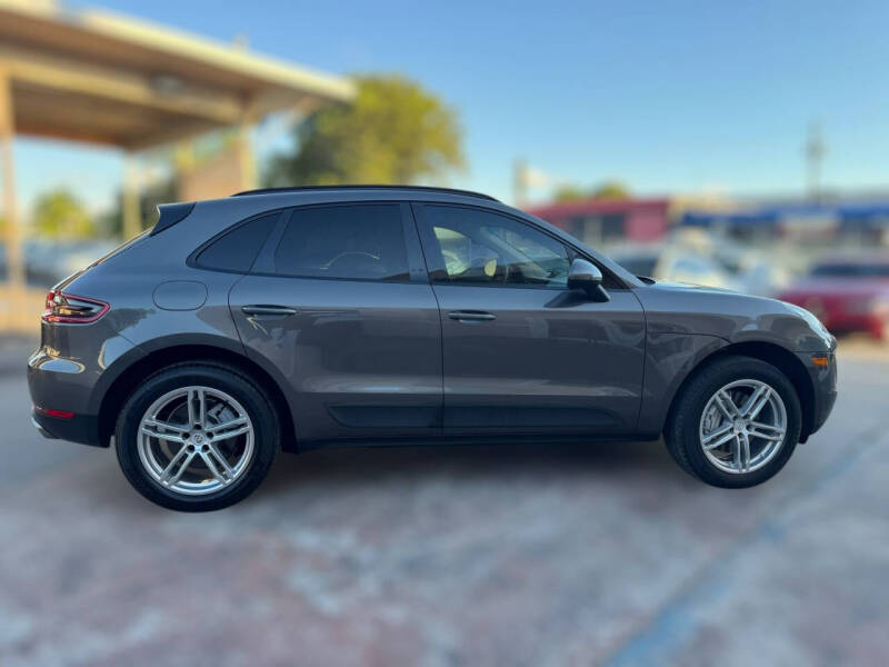 2016 Porsche Macan S