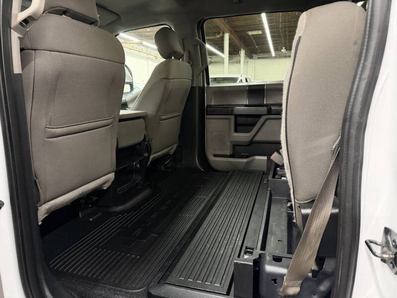 2017 Ford F-350 Super Duty XLT