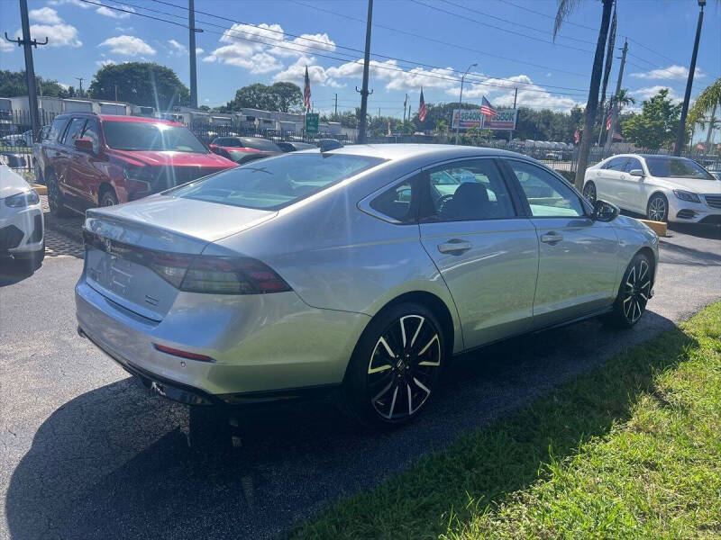2025 Honda Accord Hybrid Touring