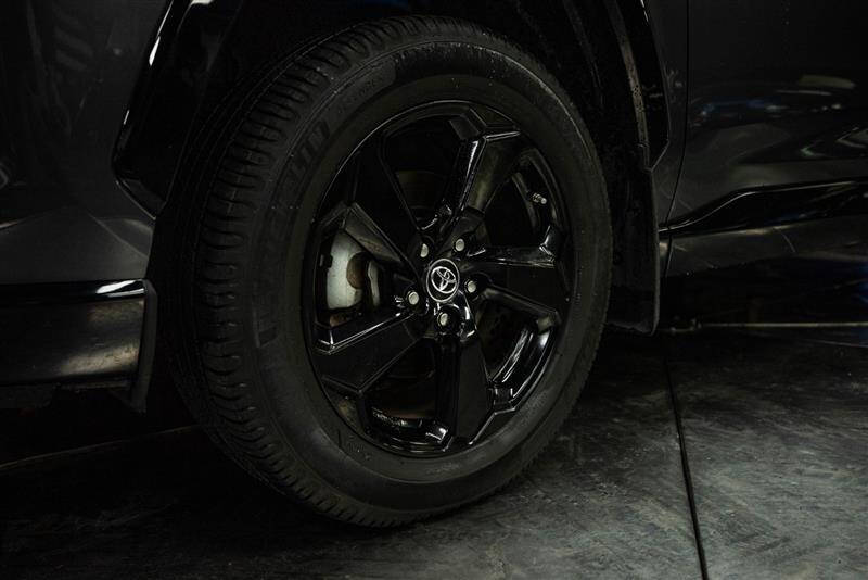 2019 Toyota RAV4 Hybrid XSE