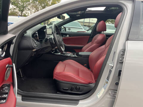 2023 Kia Stinger GT-Line