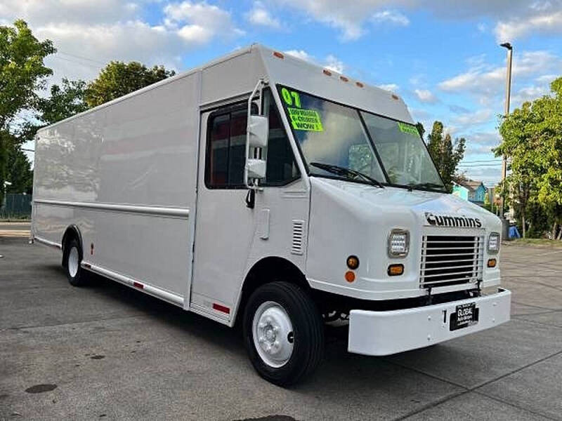 2007 Freightliner MT45 Chassis