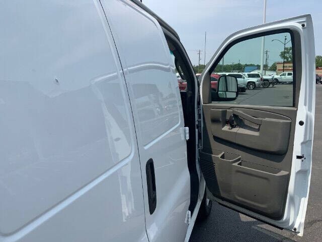 2020 Chevrolet Express 2500