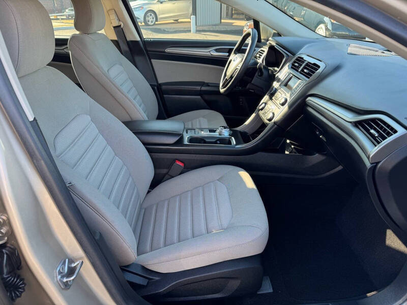 2017 Ford Fusion Hybrid S