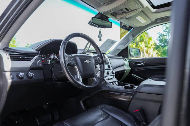 2017 Chevrolet Suburban LT