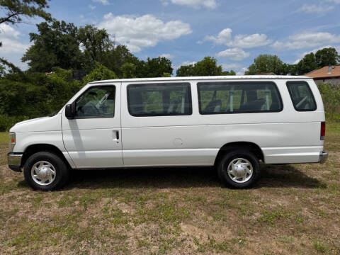 2013 Ford E-Series E-350 SD XLT