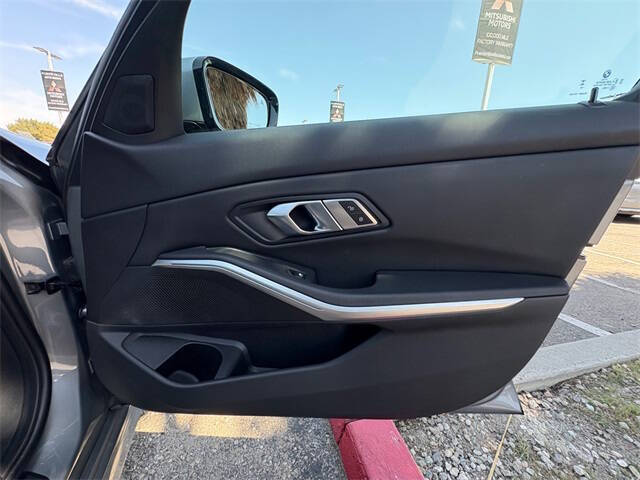 2023 BMW 3 Series 330i