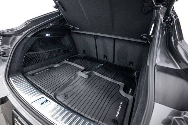 2025 Porsche Cayenne Coupe