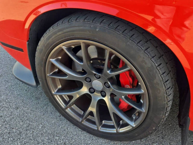 2017 Dodge Challenger SRT 392