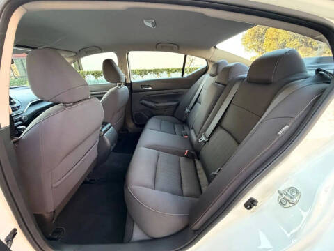 2020 Nissan Altima 2.5 S