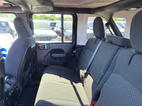 2025 Jeep Wrangler