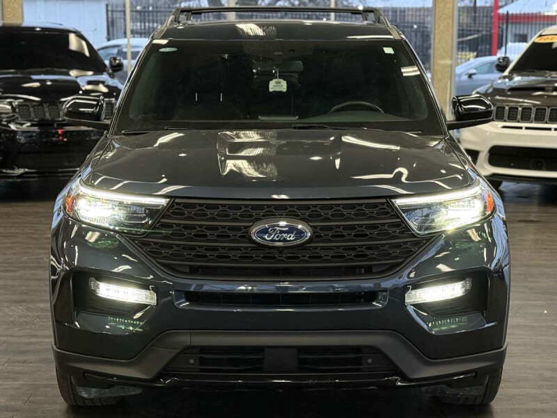 2023 Ford Explorer ST-Line