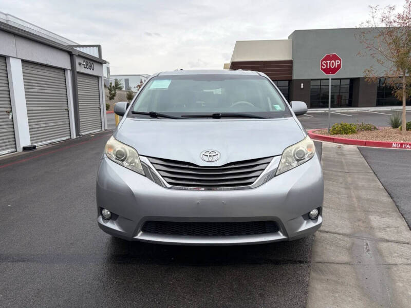 2011 Toyota Sienna