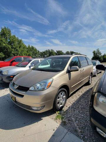 2004 Toyota Sienna for sale at Smithburg Automotive in Fairfield IA