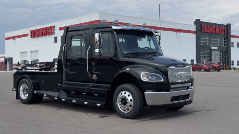 2025 Freightliner M2 106