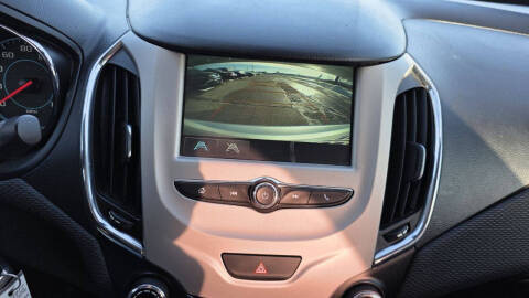 2018 Chevrolet Cruze LS Auto