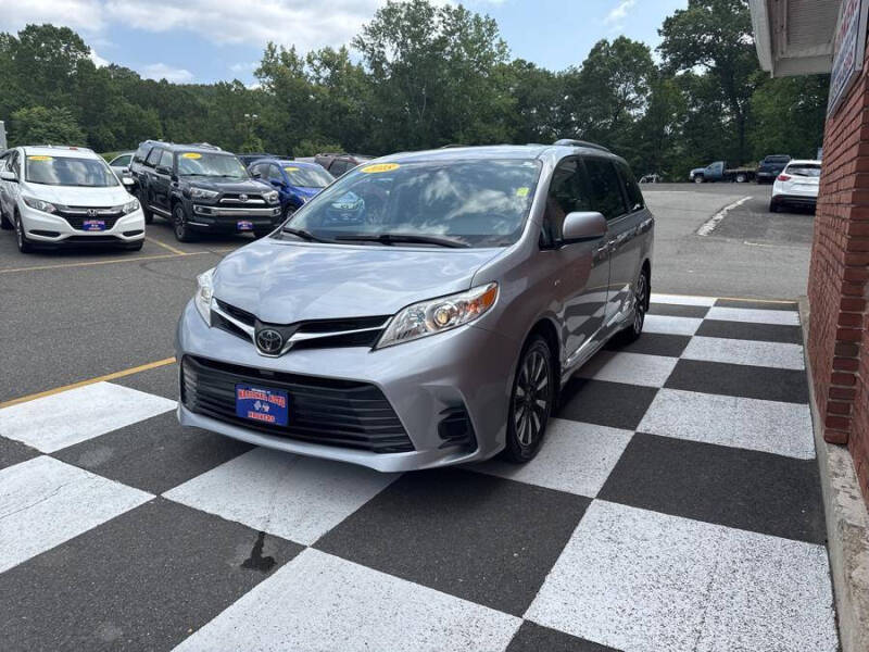 2018 Toyota Sienna LE 7-Passenger