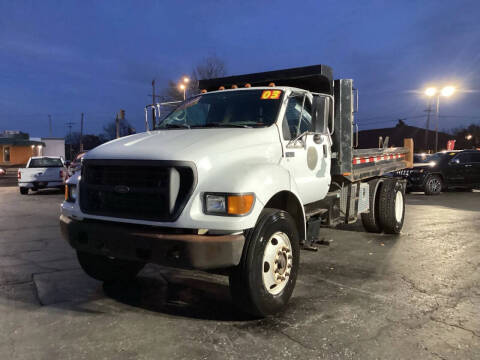 2003 Ford F-750 Super Duty