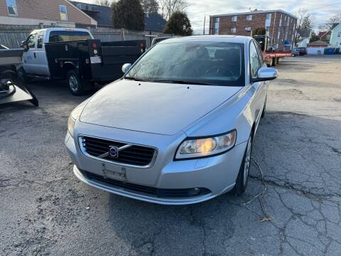 2010 Volvo S40 for sale at Charlie's Auto Sales in Quincy MA